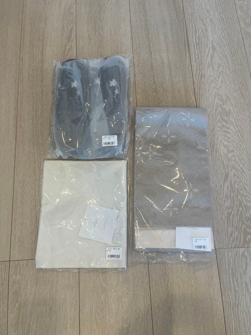 y*'様 【utatane×Acka.】浴衣4点セット 菖蒲と糸菊 navy