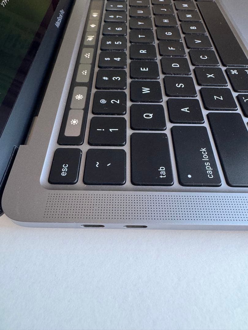 MacBook Pro 13インチ （2020）Core i5 スペースグレー