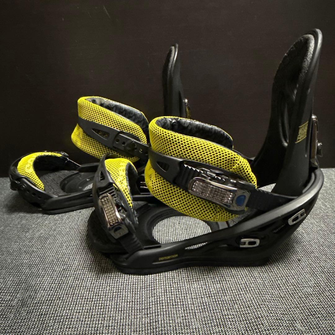 flux distortionスノーボード ビンディング ブラック/イエロー