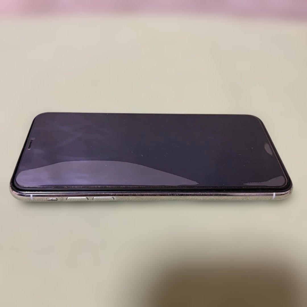 香港製iPhone 11 Pro Max ダブルSIM シャッター音消せます