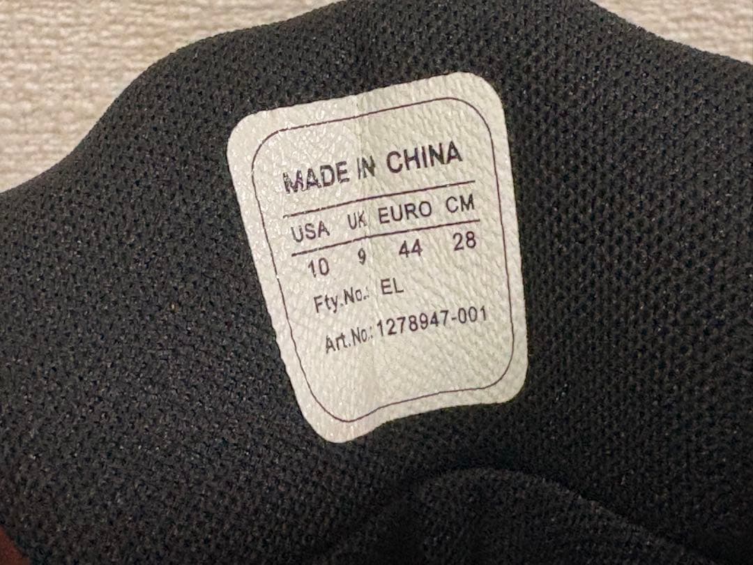 【激レア】UNDER ARMOUR スパイク 28cm 支給品 松田宣浩