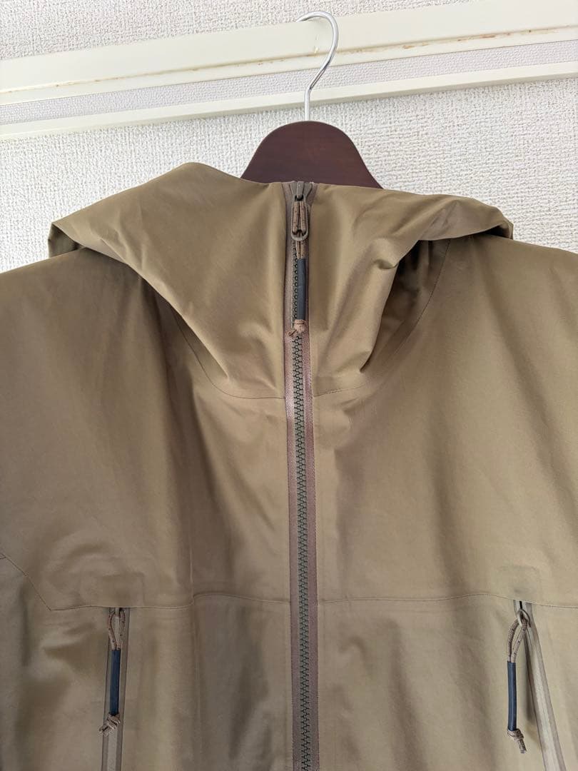 美品　Arc'teryx Leaf Alpha LT アークテリクス