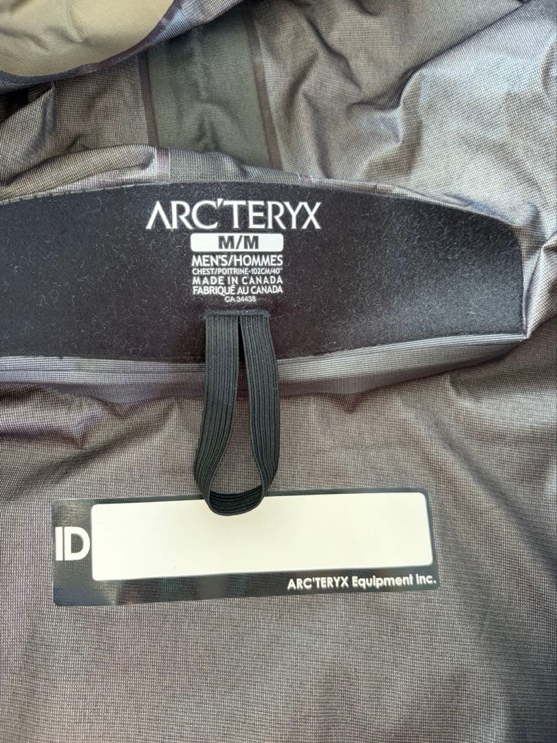 美品　Arc'teryx Leaf Alpha LT アークテリクス