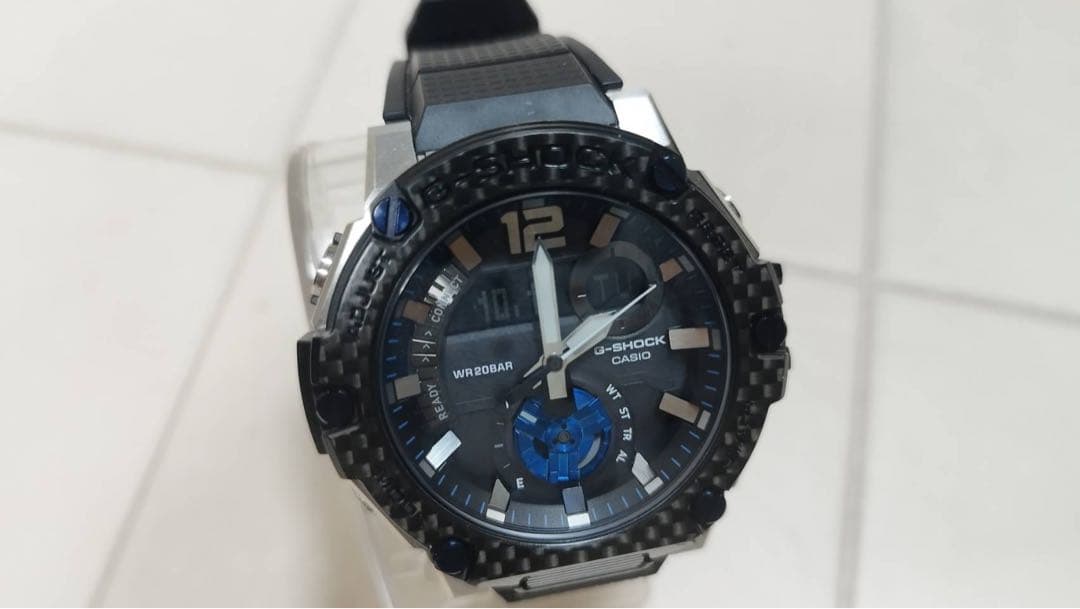 (極美品)G-SHOCK GST-B300XA レア 電波ソーラー メンズ