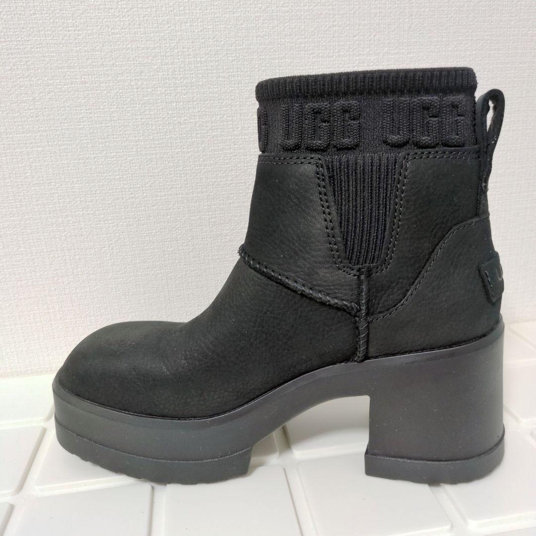 UGG Moxy Chelsea 24.5cm ブーツ 厚底 アグ