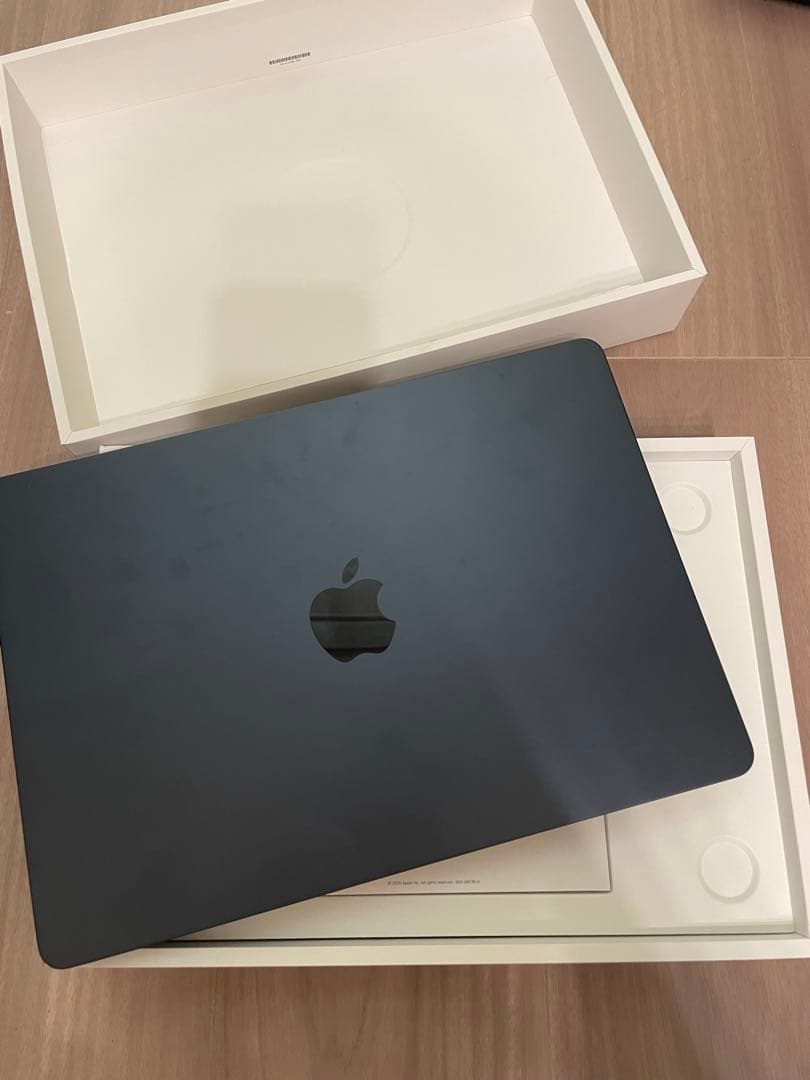 zulian【新品同様】MacBook air M4 本体