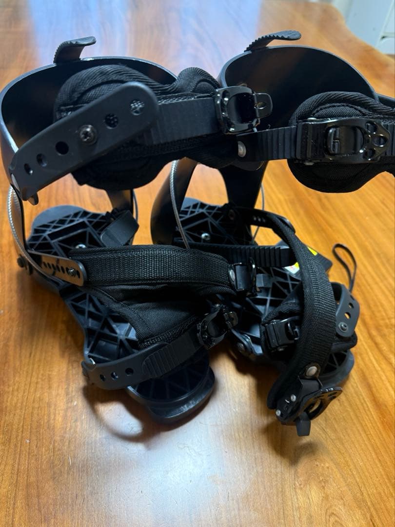 スノーボード/スキービンディング アダプターMadJacks