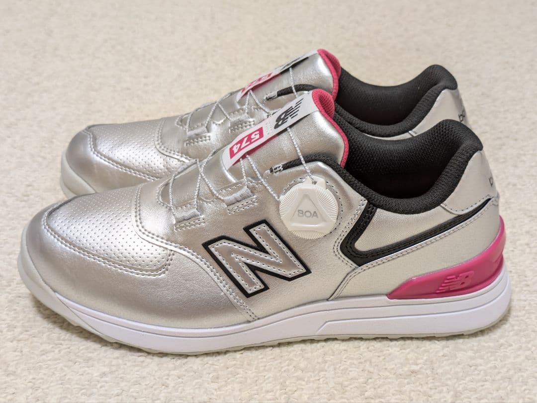 新品未使用 ニューバランス WGBS574B ゴルフシューズ BOA式 シルバー