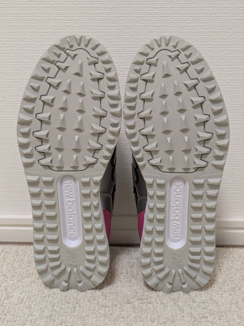 新品未使用 ニューバランス WGBS574B ゴルフシューズ BOA式 シルバー