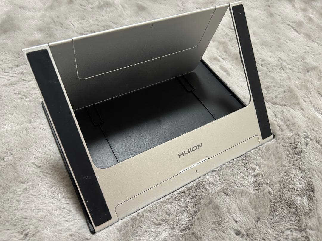 HUION KAMVAS GT-156HD V2 液タブ