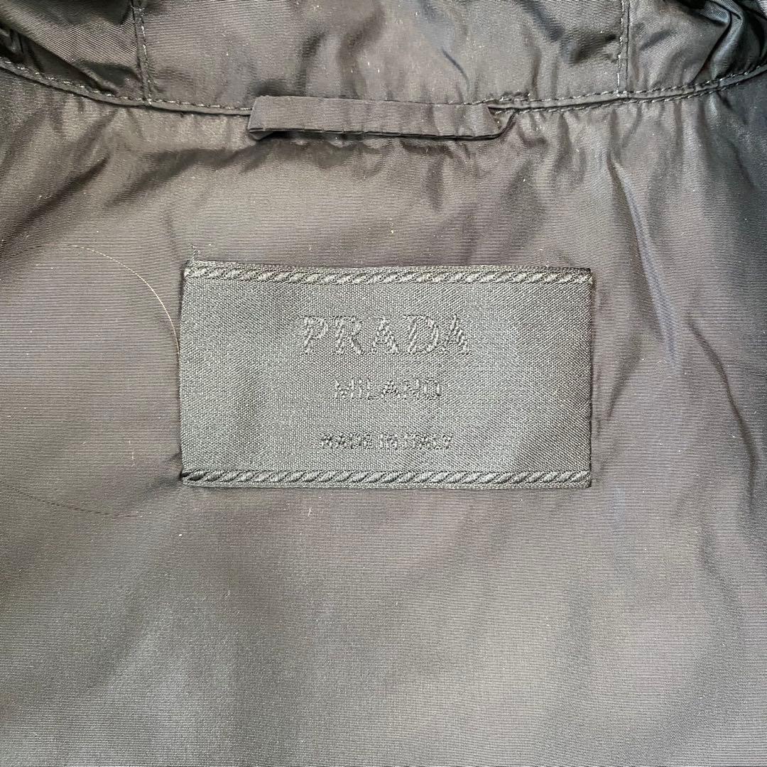 【美品】PRADA プラダ フーデッドナイロンジャケット ポケッタブル 収納可能