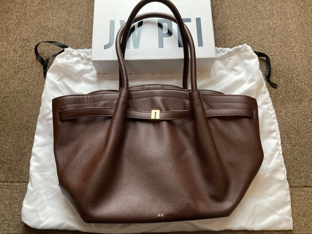 JW PEI Hana ミディアムトートバッグ - ダークブラウン