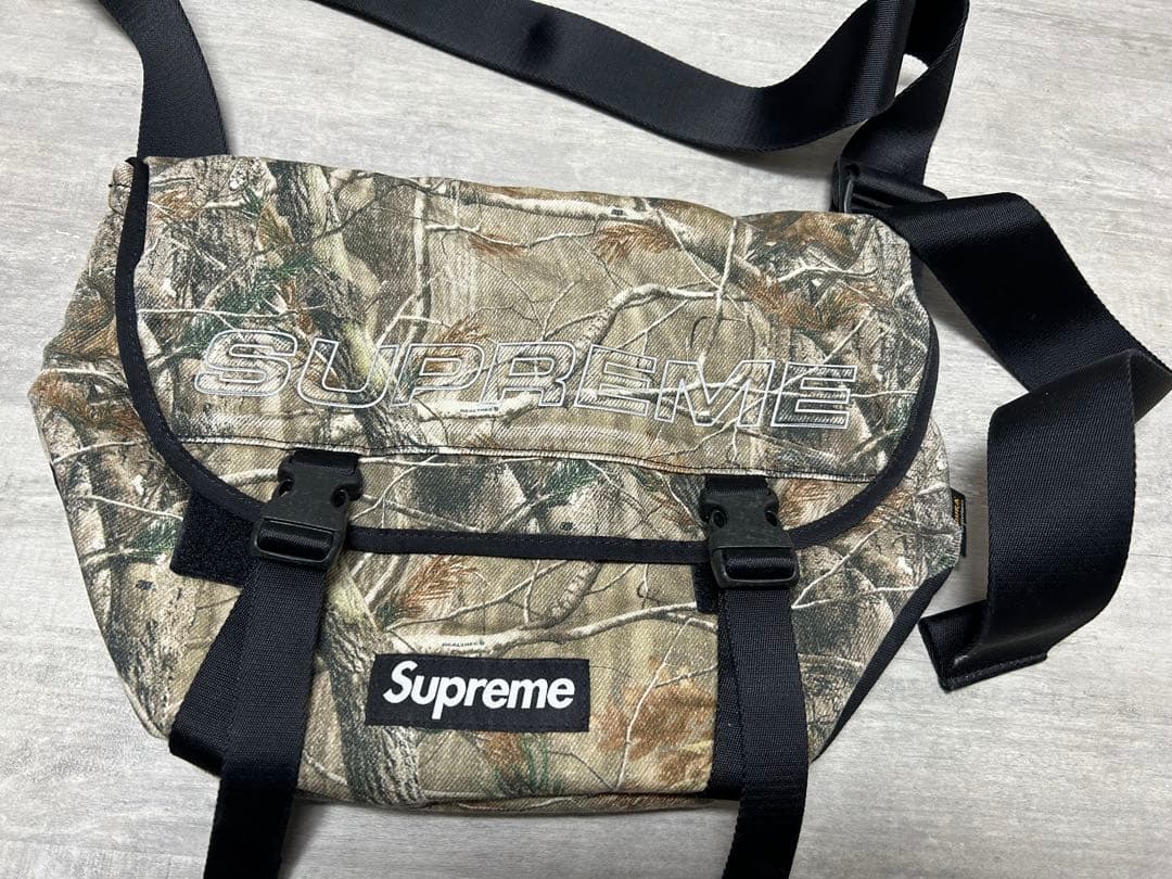 バッグ Supreme 25FW Denim Messenger Bag