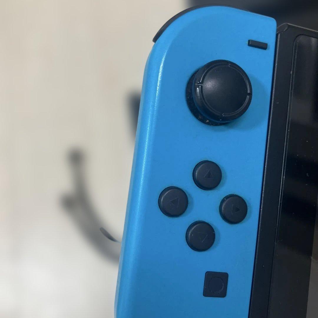 任天堂 Nintendo Switch 本体 ネオンブルー レッドJoy-Con