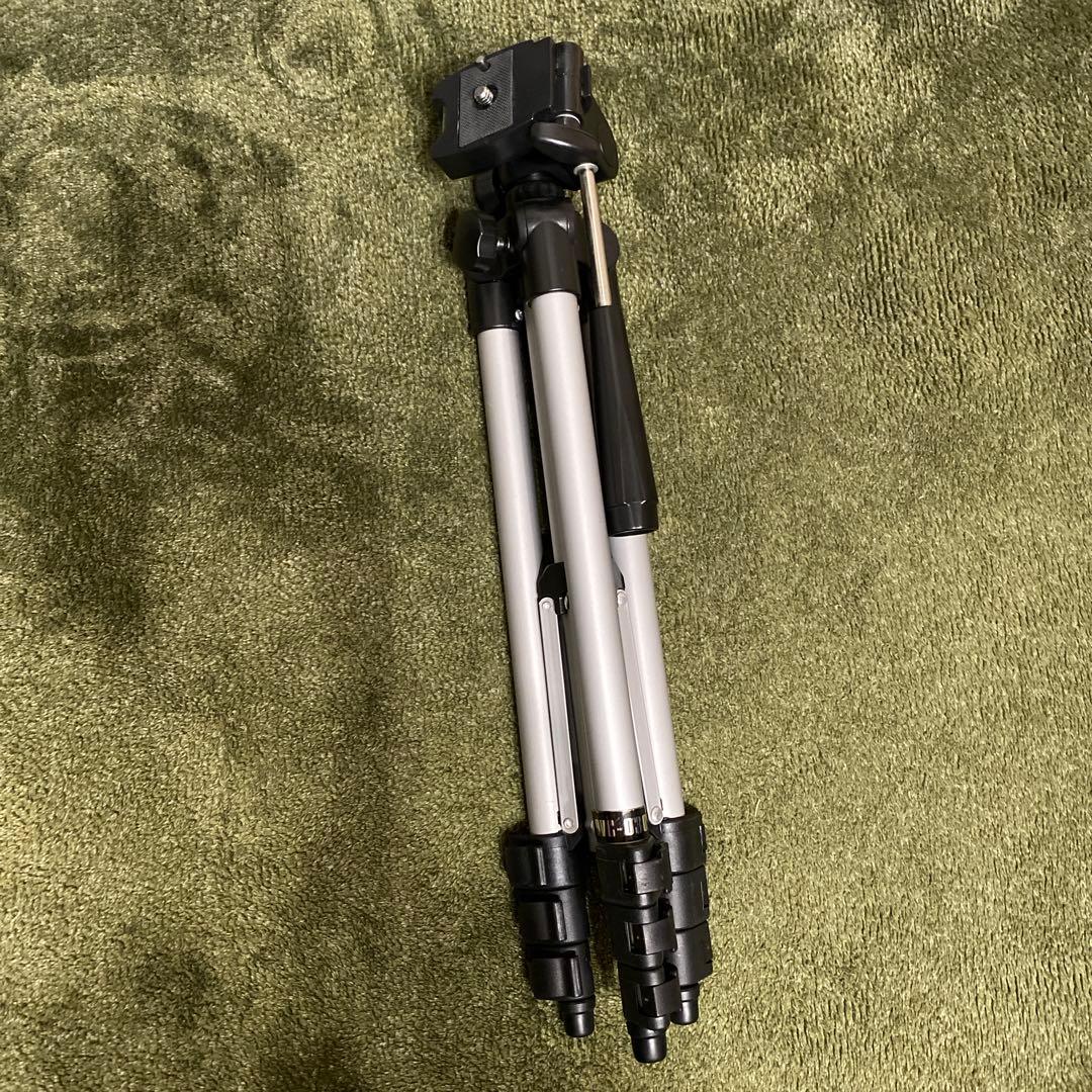 Canon EOS Kiss X10i デジタル一眼レフ 本体とレンズセット