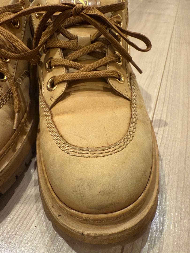 vuittonコラボスニーカー