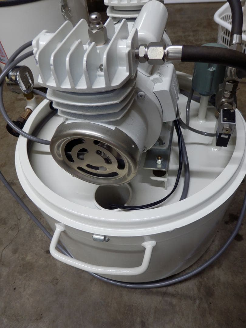 HOHMI(ホーミ・八重崎空圧)低騒音オイルレスコンプレッサー YC−4F