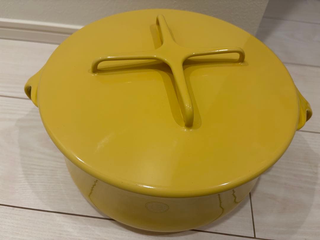 イエロー 両手鍋 蓋付き 約23センチ