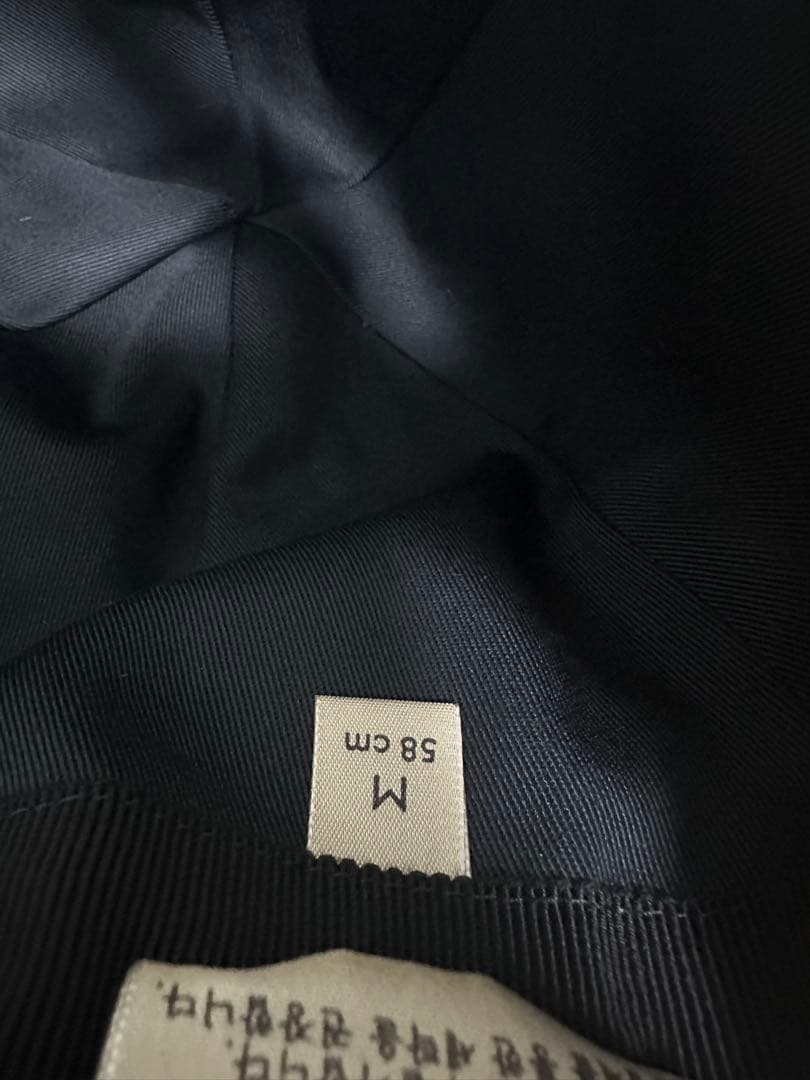 GUCCI ブラック ベースボールキャップ