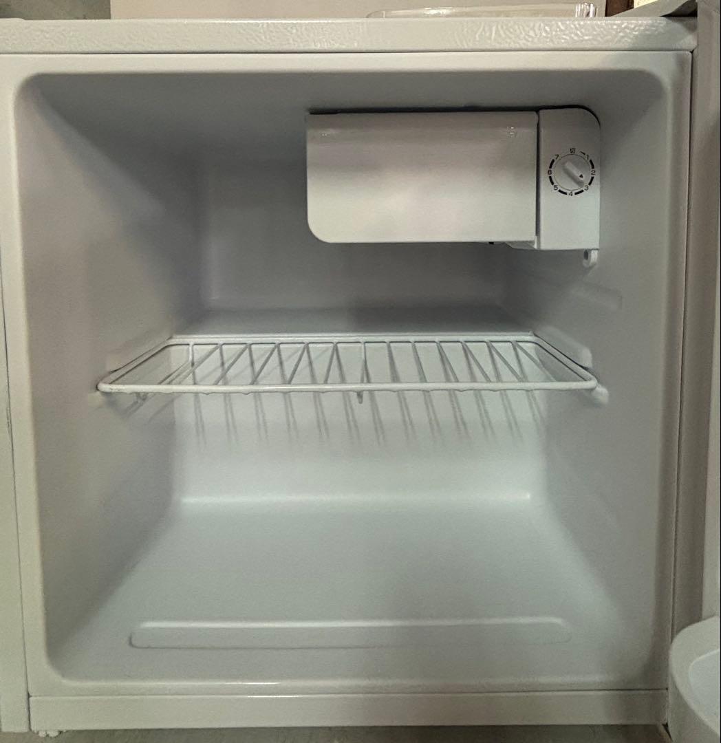 超美品⟡.*24年！！REFAGE ミニ冷蔵庫【中古品】