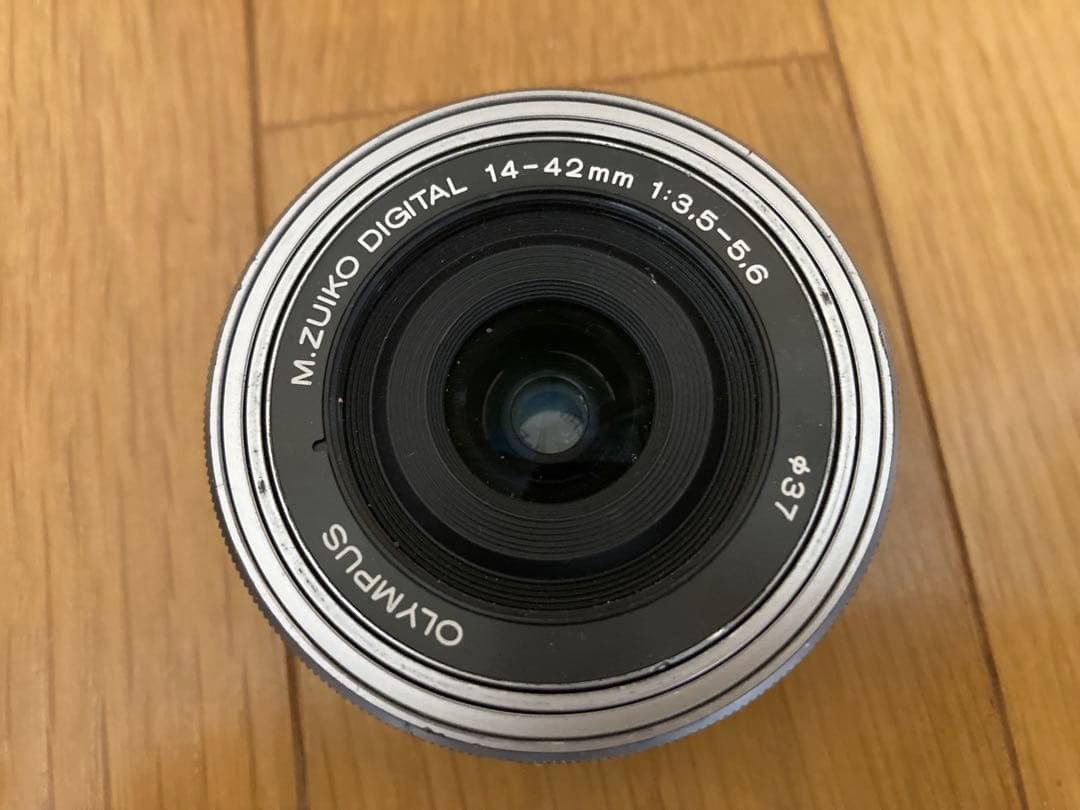 OLYMPUS オリンパス OM-D E-M10 レンズキット【ジャンク品】