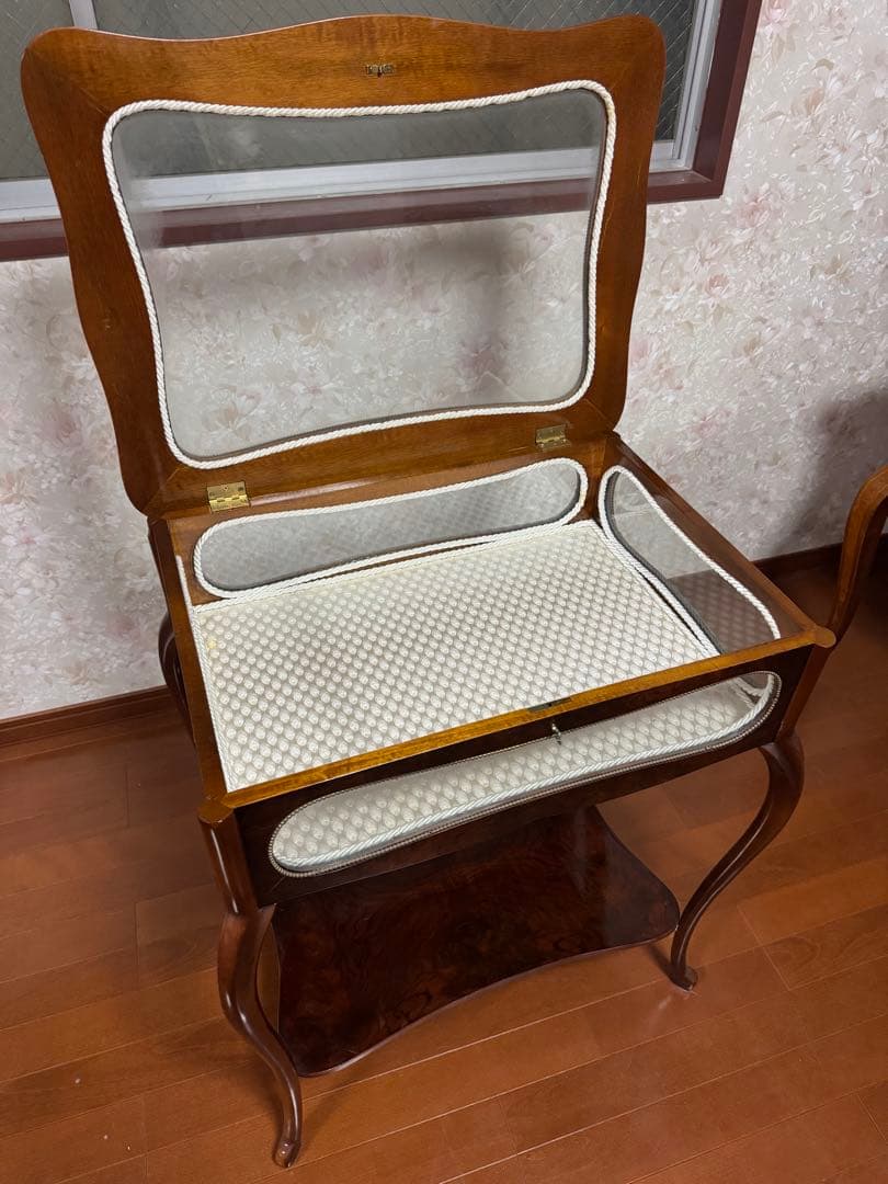 ディスプレイテーブル 木製 ガラス天板