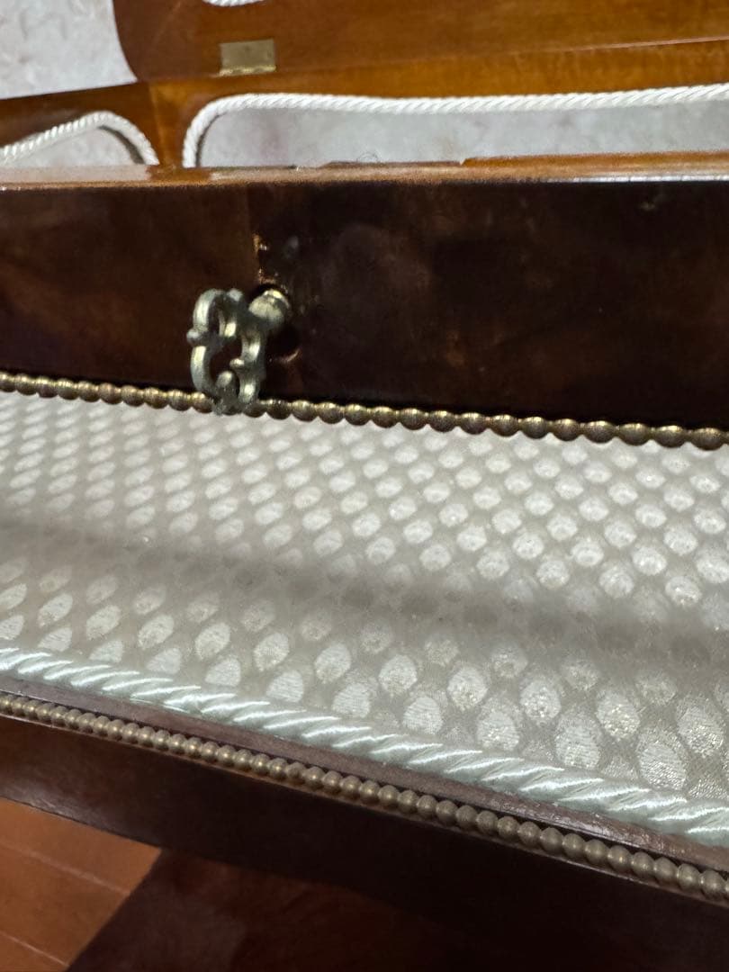 ディスプレイテーブル 木製 ガラス天板