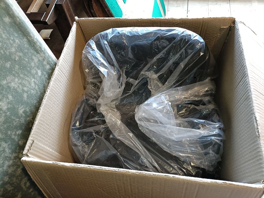 足腰に優しい肘付き座敷椅子①　STK型 高座椅子 4台入 ブラック