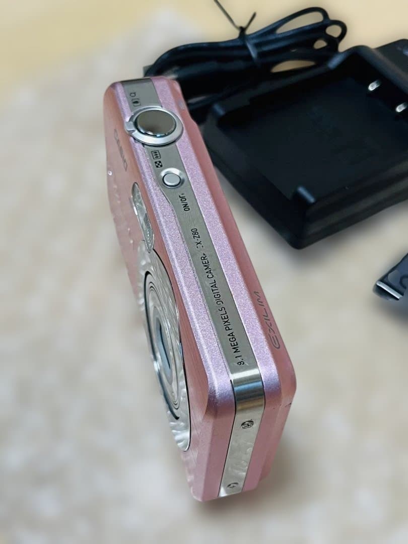 CASIO EXILIM 8.1 メガピクセル コンパクトデジカメEX-z80