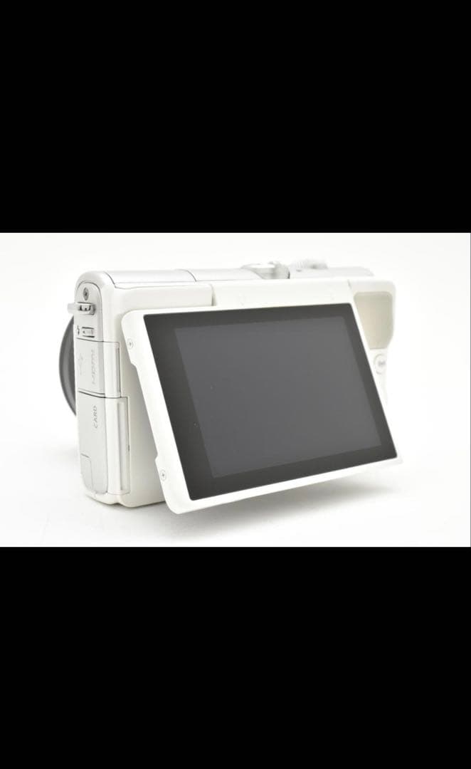 Canon EOS M100 ミラーレス一眼 カメラ　ホワイト