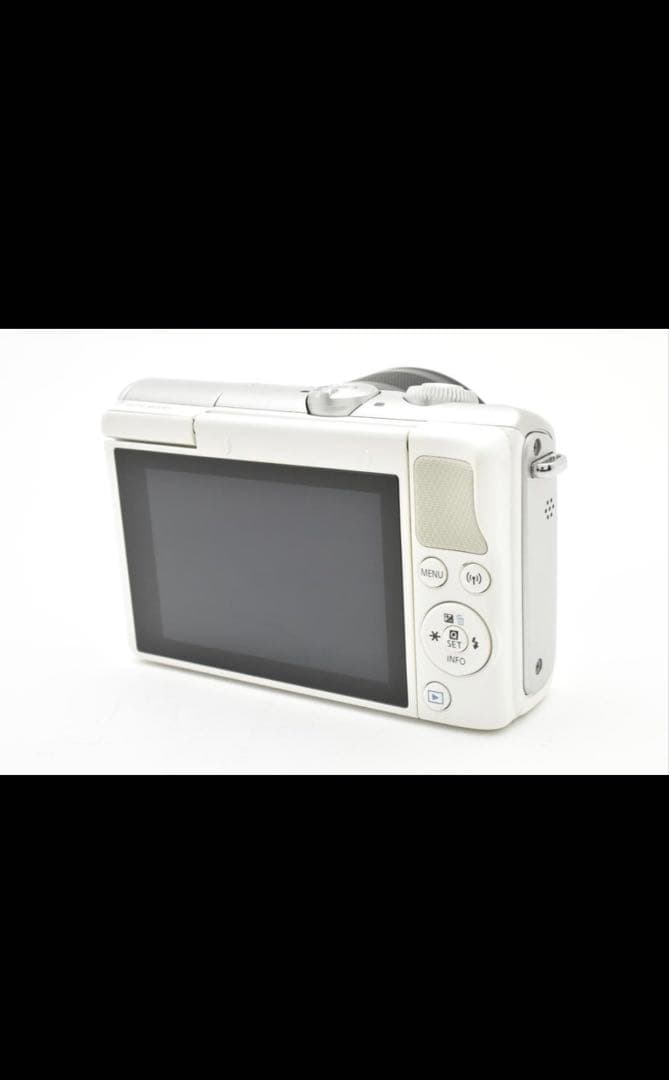 Canon EOS M100 ミラーレス一眼 カメラ　ホワイト