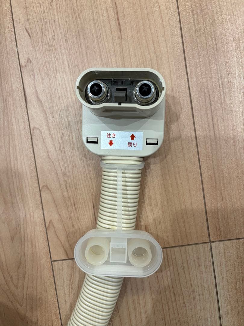 温水ルームヒーター RFM-Y61EB 2022年製