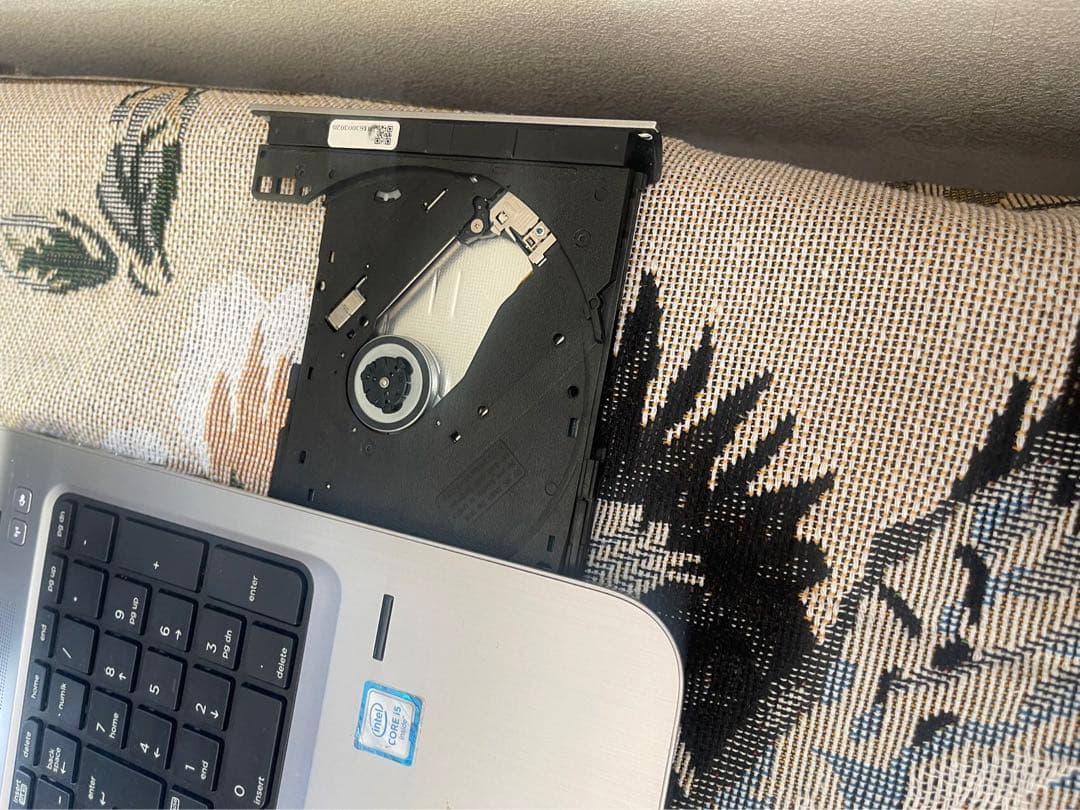 ☘️HP ProBook 450 G3☘️corei5☘️SSD☘️Windows11