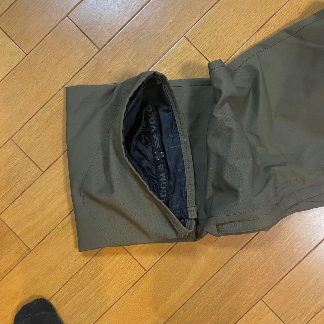 ボルコム　スノーボードウェア