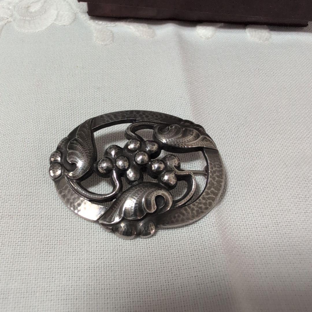   シルバーブローチ　ムーンライトグレープ