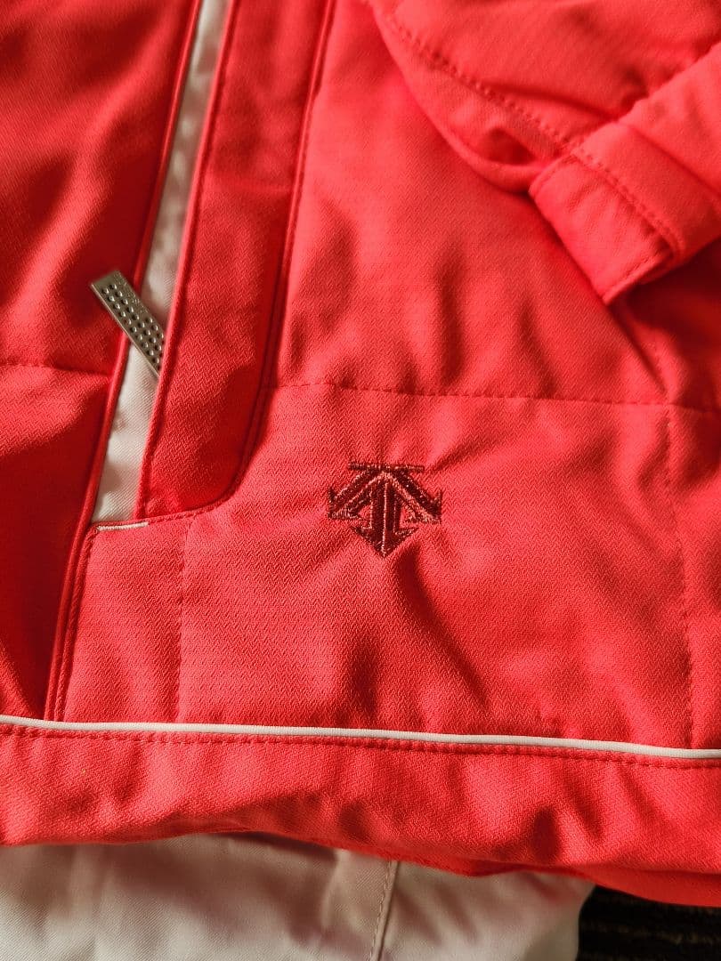 DESCENTE　コーラルピンク スキーウェア (女性用)