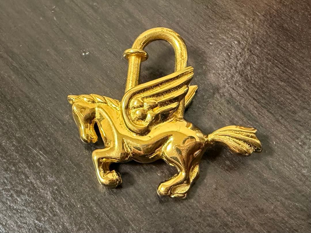 エルメス　カデナ　ペガサスチャーム　限定品　HERMES ネックレストップ