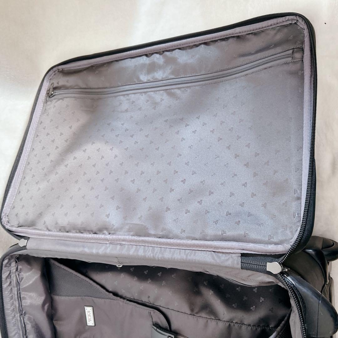 美品 TUMIトゥミ オールレザーキャリーバッグ 92000D4 日本未発売