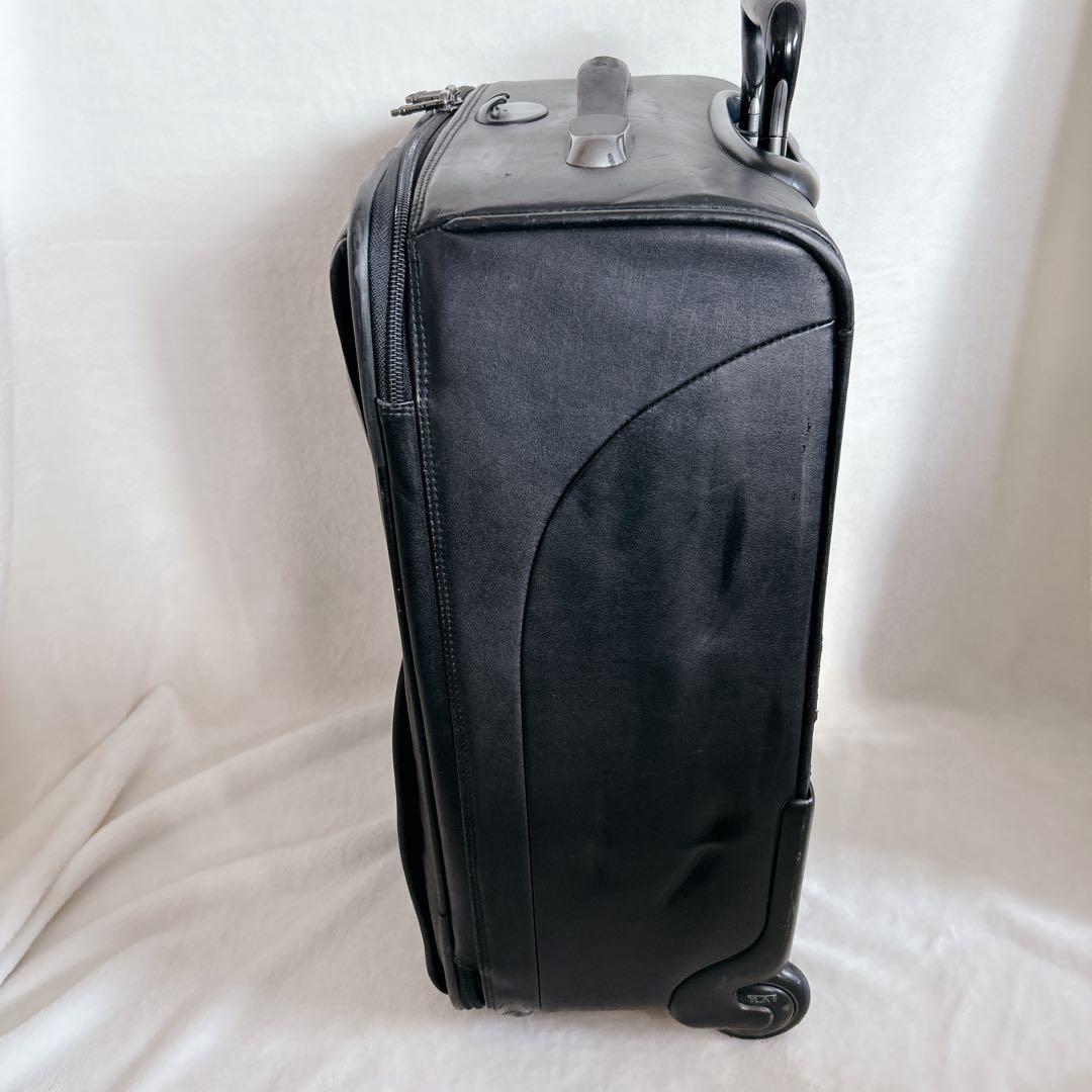 美品 TUMIトゥミ オールレザーキャリーバッグ 92000D4 日本未発売