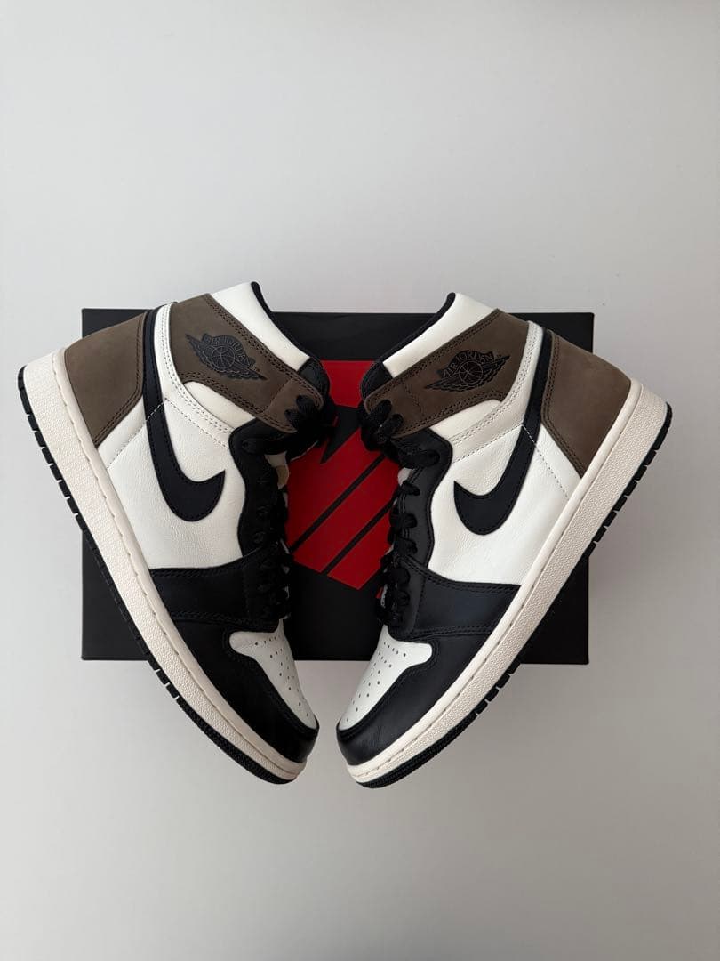 靴 Nike Air Jordan1 Retro High Dark Mocha