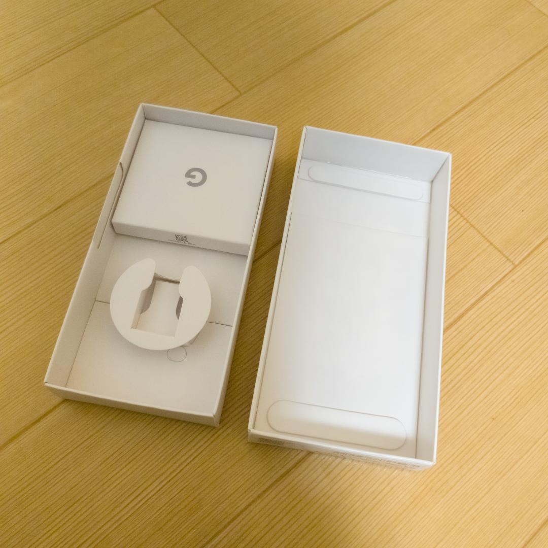 Google Pixel 8a Obsidian 本体 + 予備フィルム付