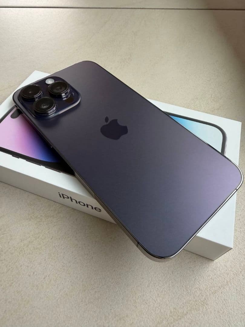 iPhone14promax 本体 ケース、ガラスフィルム付き