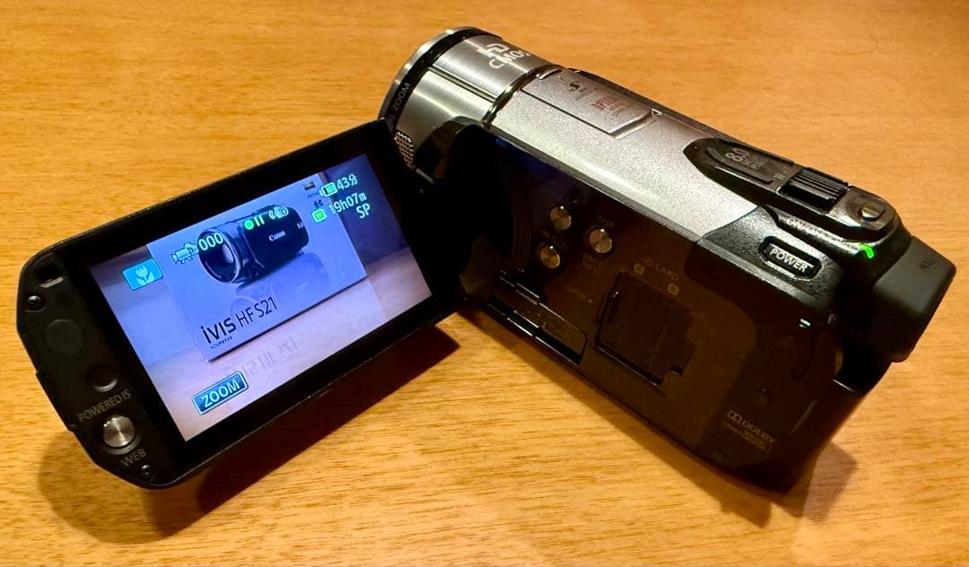 HDビデオカメラCanon iVIS HF S21