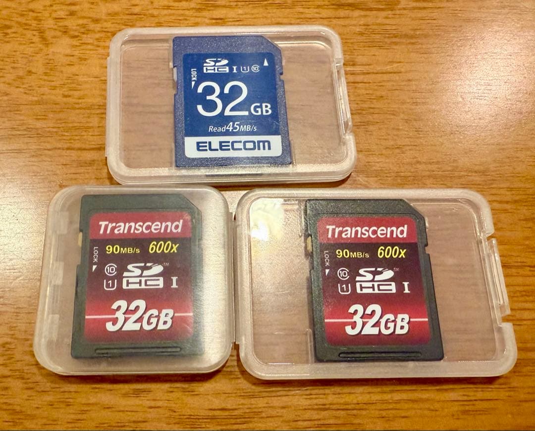 HDビデオカメラCanon iVIS HF S21