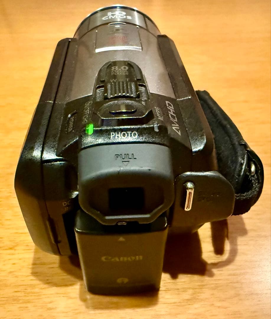 HDビデオカメラCanon iVIS HF S21