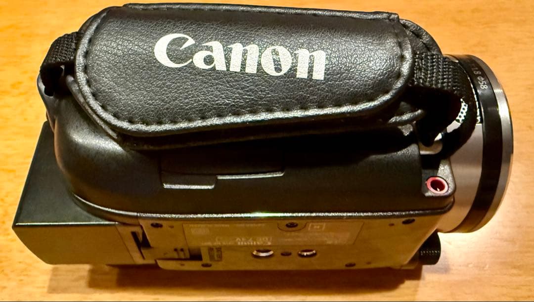 HDビデオカメラCanon iVIS HF S21