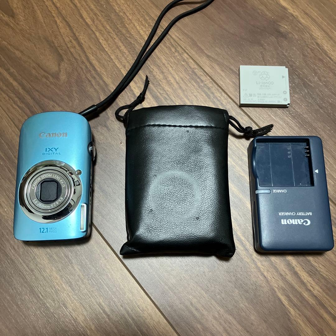 Canon IXY DIGITAL 12.1メガピクセル 水色 本体と充電器付き