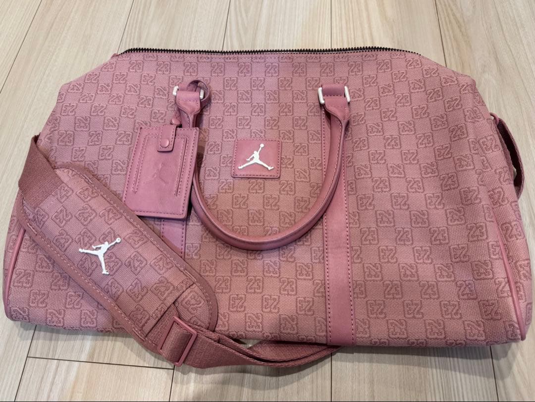 Jordan ジョーダン モノグラムダッフルバック ピンク 25L