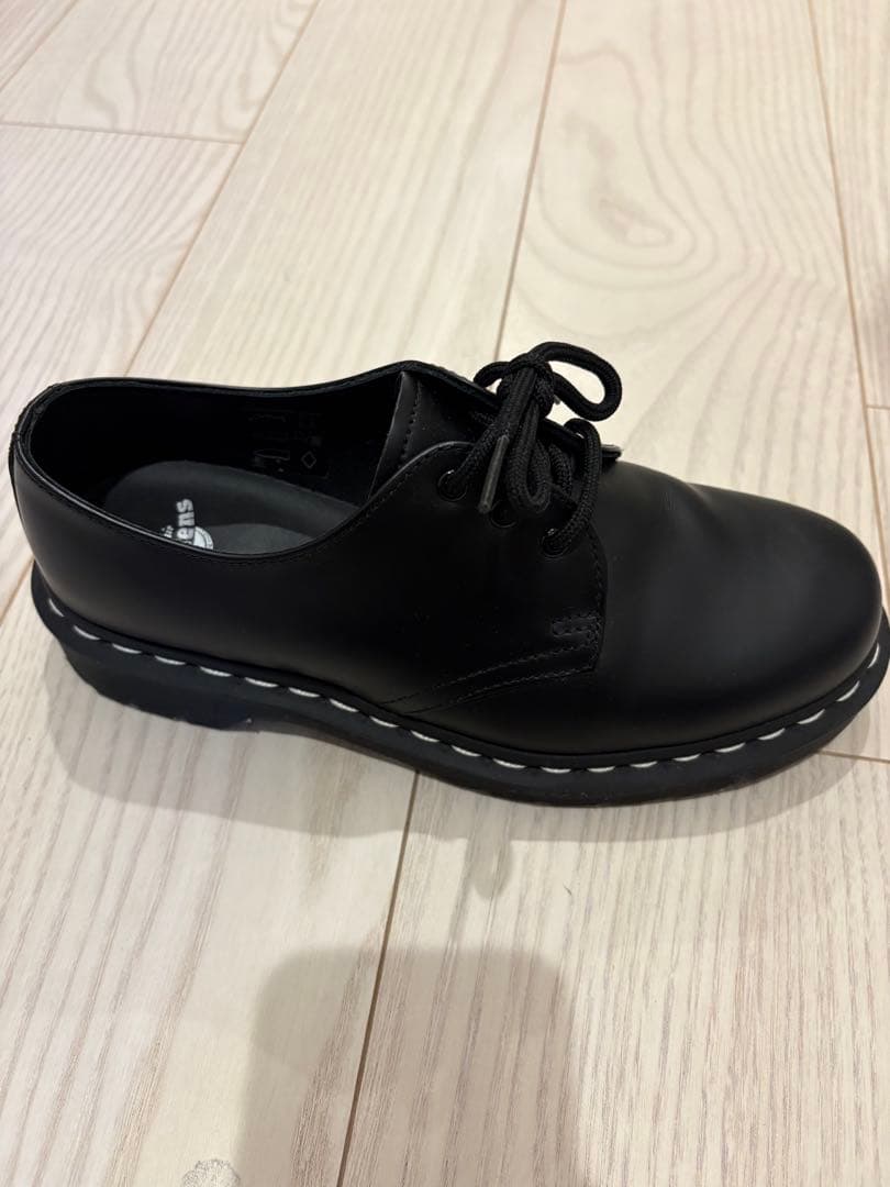 ドクターマーチン Dr.Martens ホワイトステッチ 3 ホール 24cm