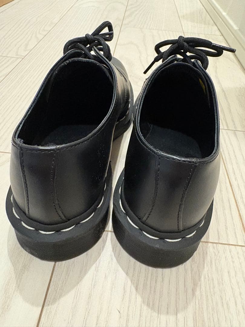 ドクターマーチン Dr.Martens ホワイトステッチ 3 ホール 24cm
